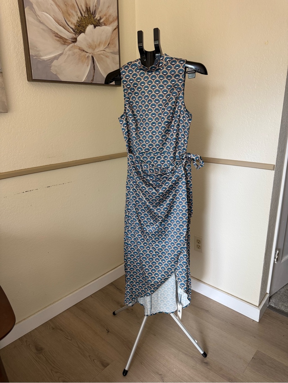 Commense Teal Scallop-Print Asymmetrical Mock-Neck Dress with Side Tie - Picture 6 of 7